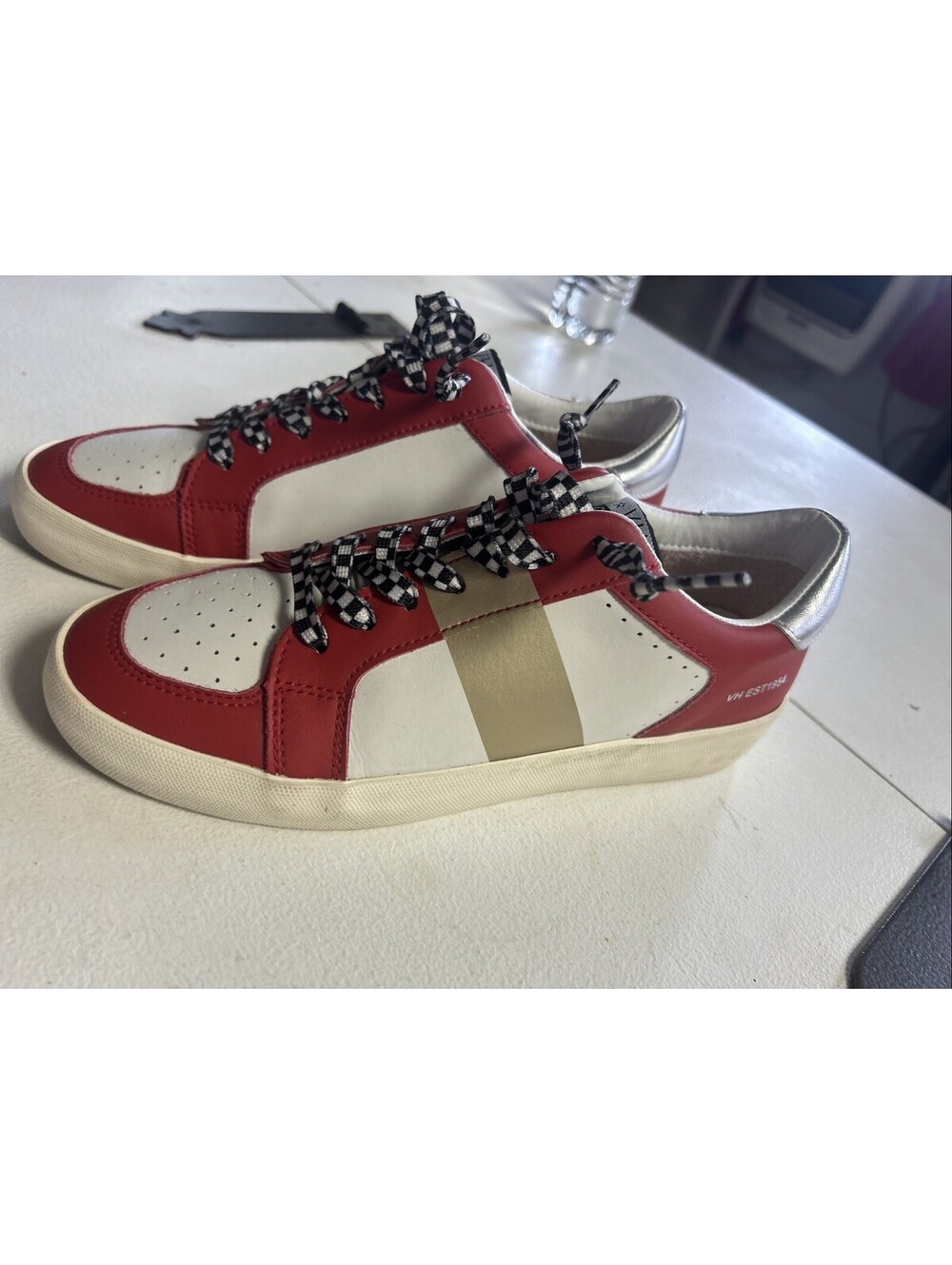 Vintage Havana 7.5 Women’s Sneakers Red Checkered Laces